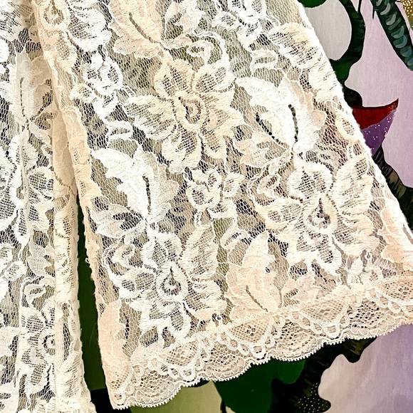 🌺🎉HP🎉🌺 NWOT Free People Gorgeous Floral Lace Peasant Top - Picture 4 of 14